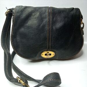 Fossil Black Carson Flap Crossbody